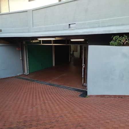 Beach House, 300 M Dal Mare, Marina Di Massa Exterior foto