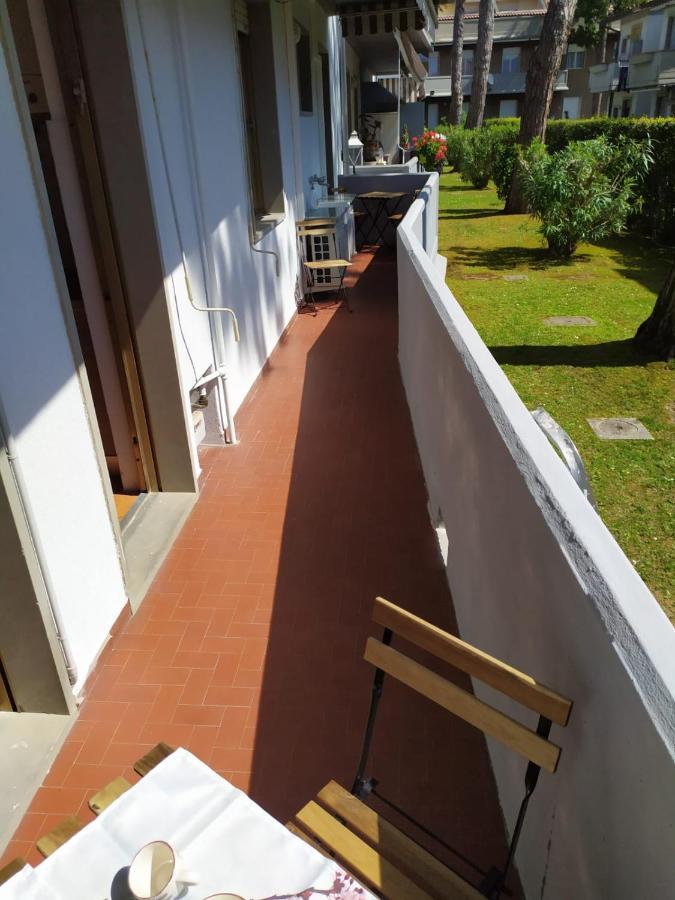 Beach House, 300 M Dal Mare, Marina Di Massa Exterior foto